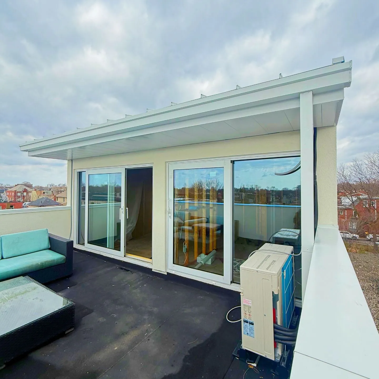 White metal soffit — Soffit on a rooftop terrace